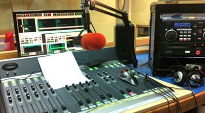Radio Blanes se sintoniza en el 97.7 de la FM