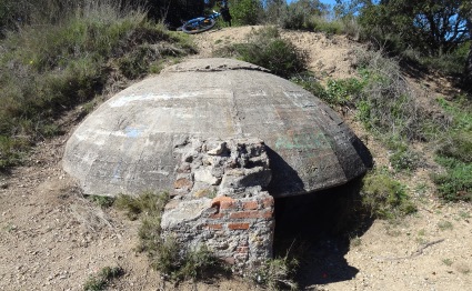 Uno de los tres nidos de ametralladora que se construyeron en Blanes durante la Guerra Civil / Foto: JFG