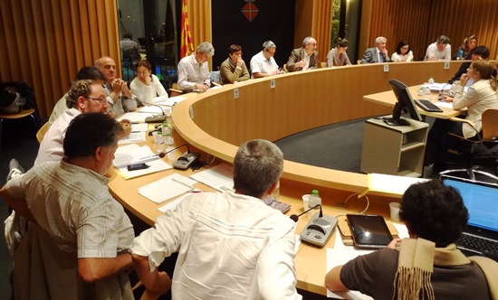 Imagen del pleno celebrado ayer, al que no asistió concejala no adscrita Lourdes Fàbrega / JFG