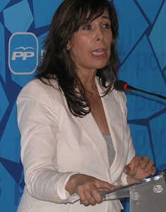 Alicia Sánchez criticó las políticas del PSOE y de CiU