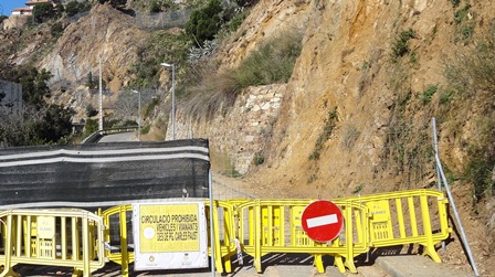 La calle Vidal i Barraquer está cortada al tráfico desde mediados de noviembre