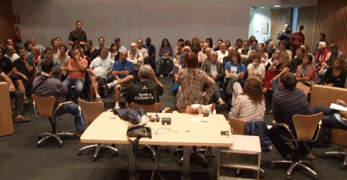 Imatge de la reunió, on s'ha decidit realitzar la fira el proper cap de setmana