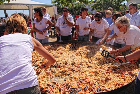 Paella per a 500 persones / Foto: Montserrat Moraleda