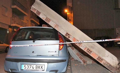 Avui s'ha enderrocat la resta del mur